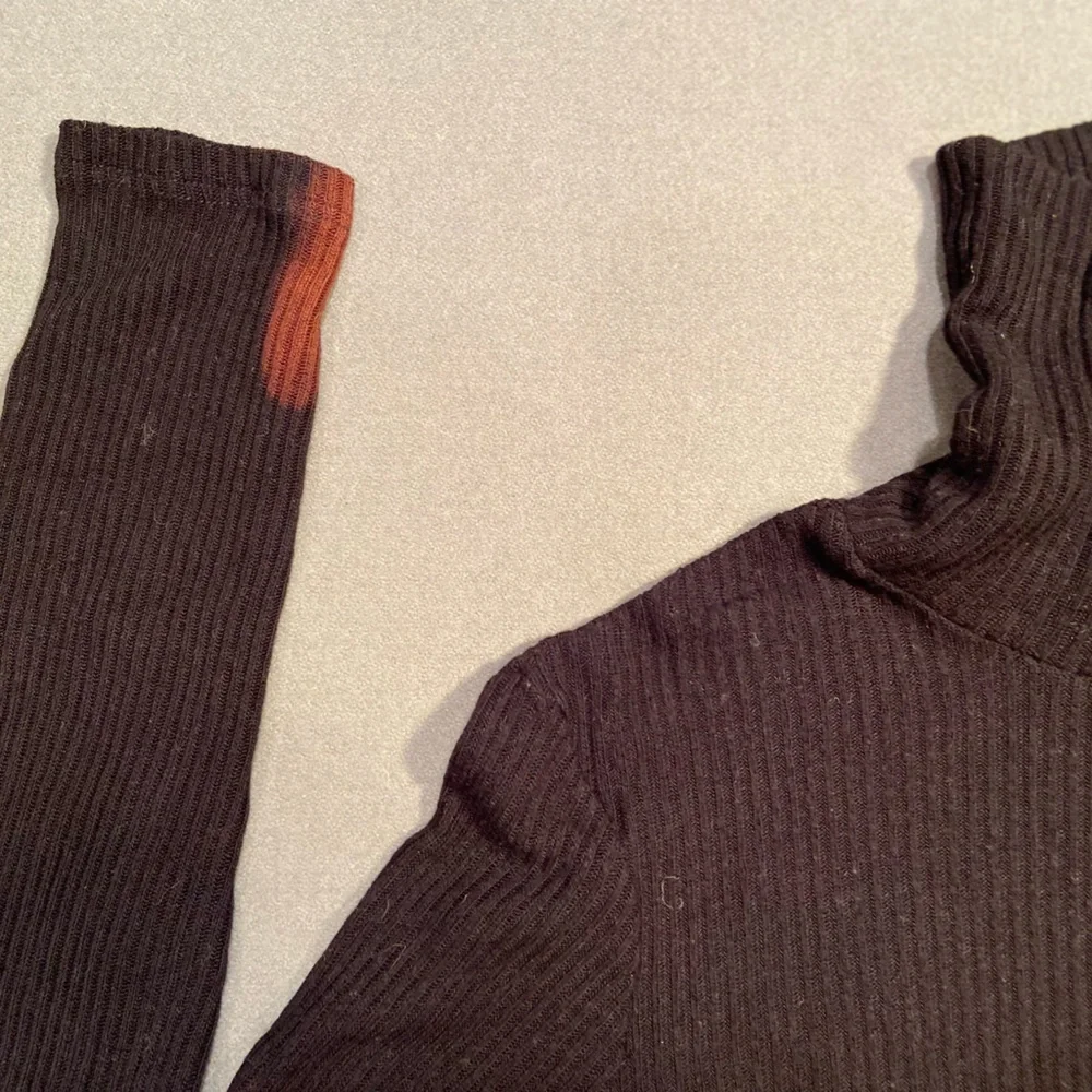 Reformation Ribbed Black Turtleneck,‎ cropped, long sleeve, size Medium